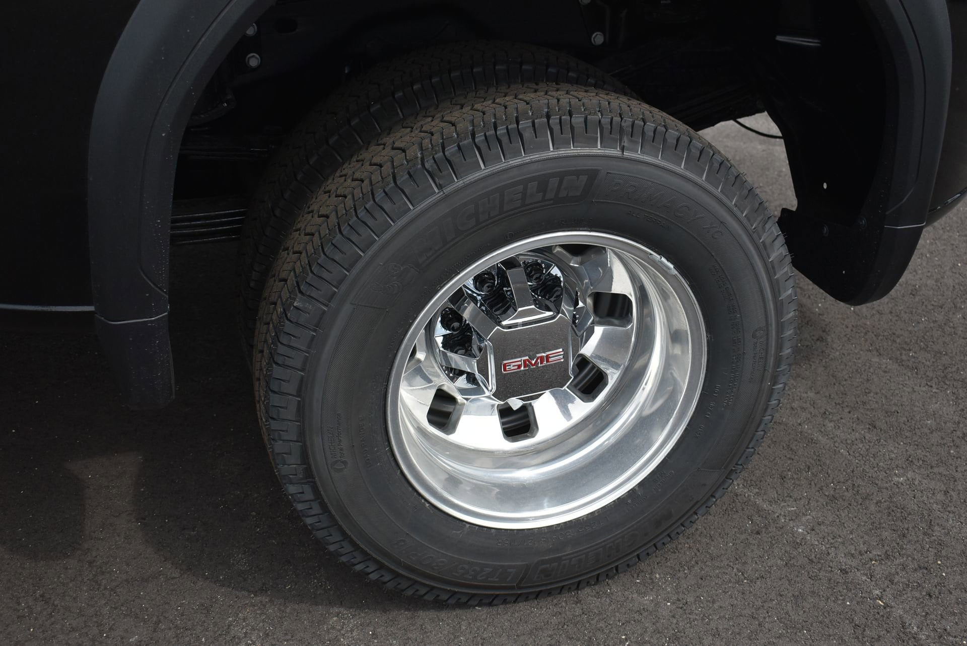 2026 GMC Sierra 3500HD SLT - Photo 10