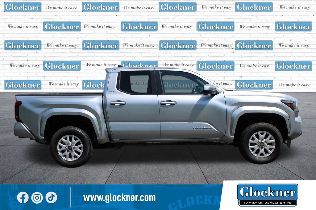 Used 2025 Toyota Tacoma 4WD SR Truck Double Cab