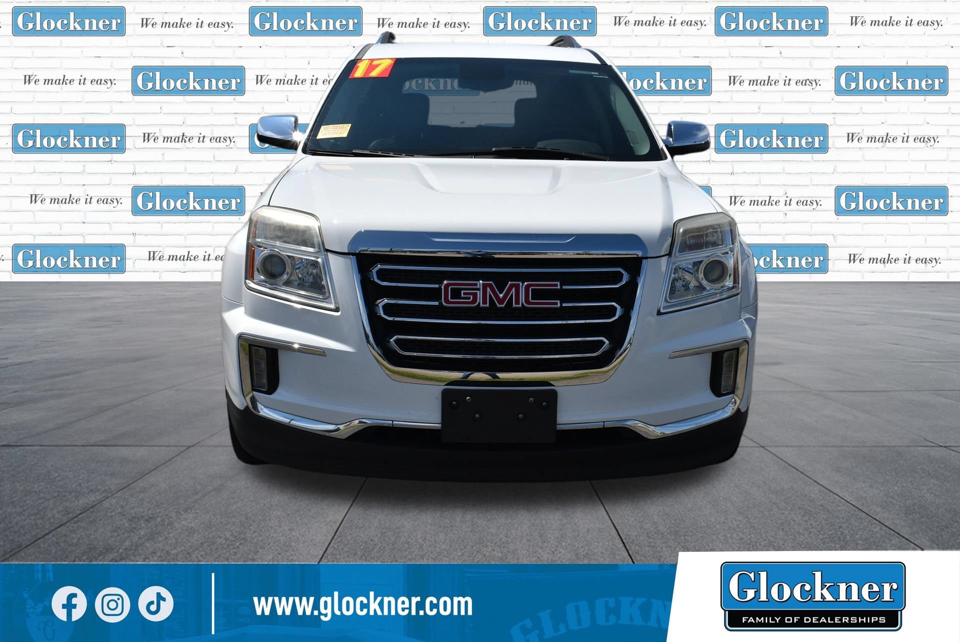 Used 2017 GMC Terrain SLT with VIN 2GKFLUE37H6226734 for sale in Ironton, OH