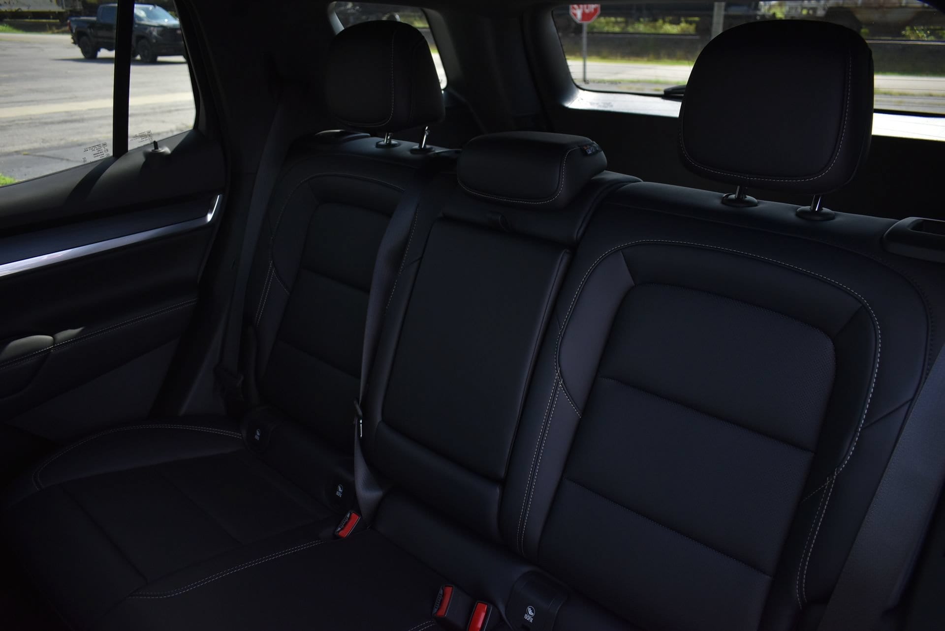 2027 GMC Terrain Elevation - Photo 16