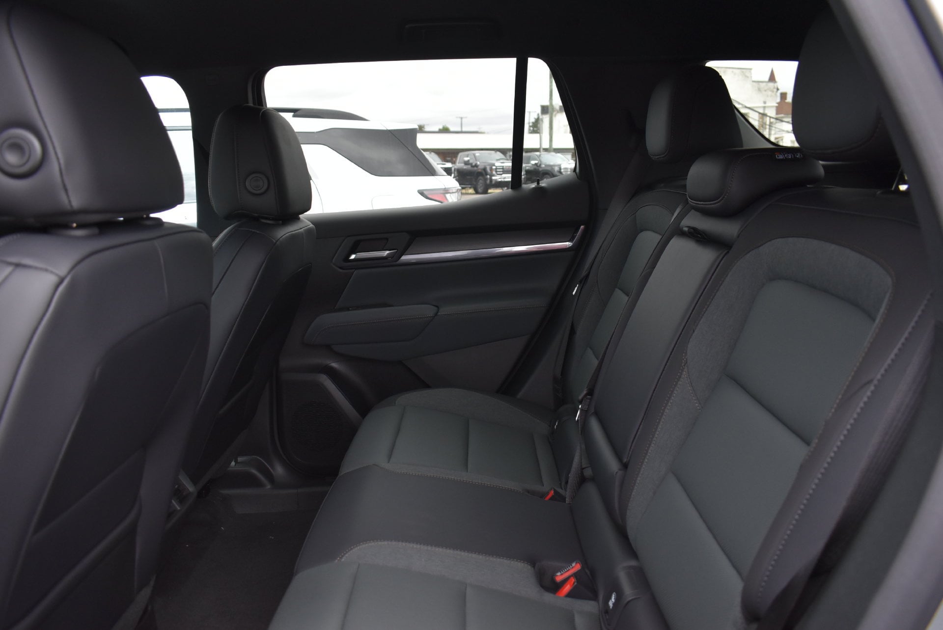 2026 GMC Terrain AT4 - Photo 17