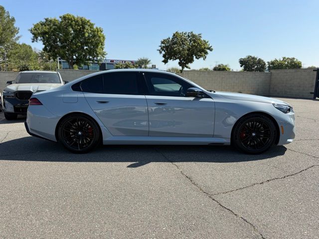 2025 BMW M5 photo 6