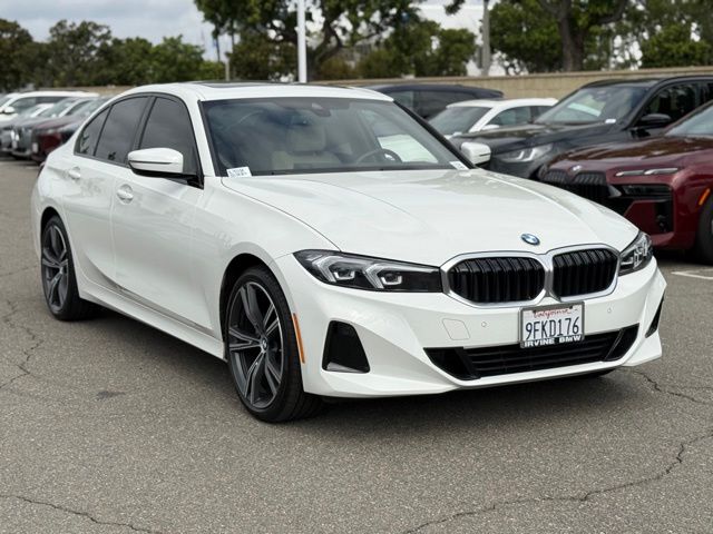 2023 BMW 330i photo 5