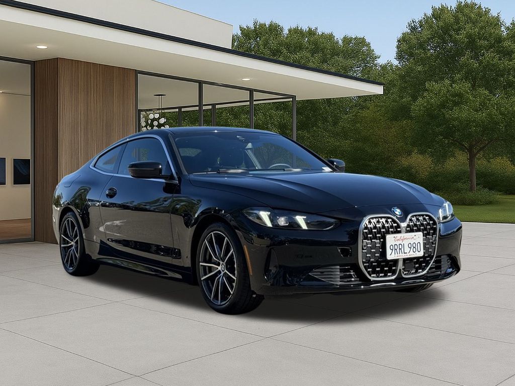 2025 BMW 430i photo 4