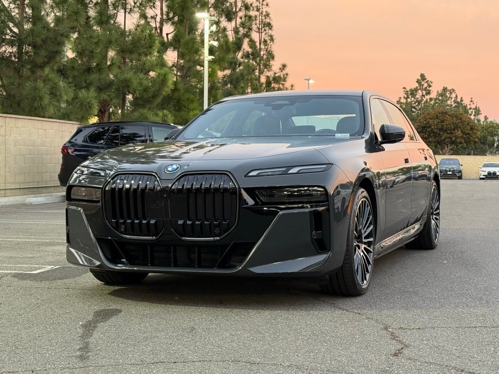 Used 2025 BMW i7 eDrive50 Sedan