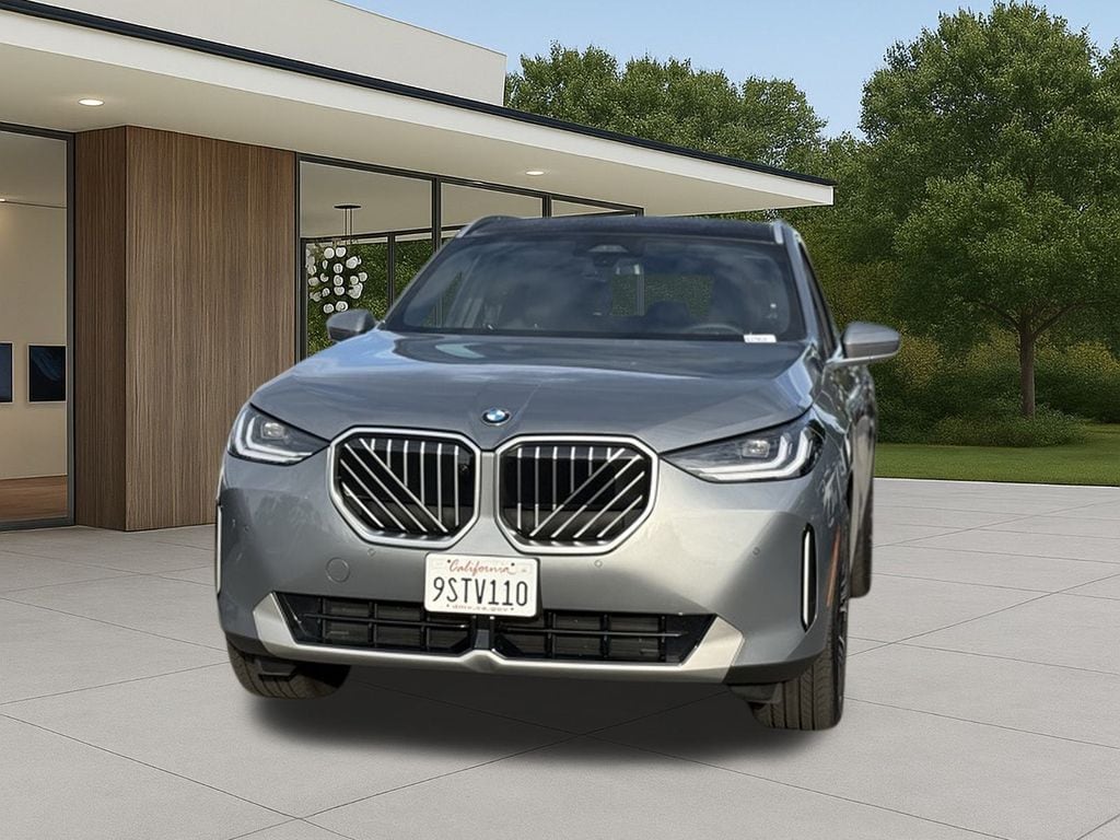 2025 BMW X3 30 xDrive photo 2