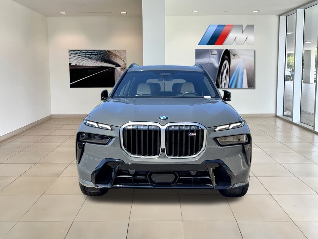 2023 Bmw X7 M60i photo 3
