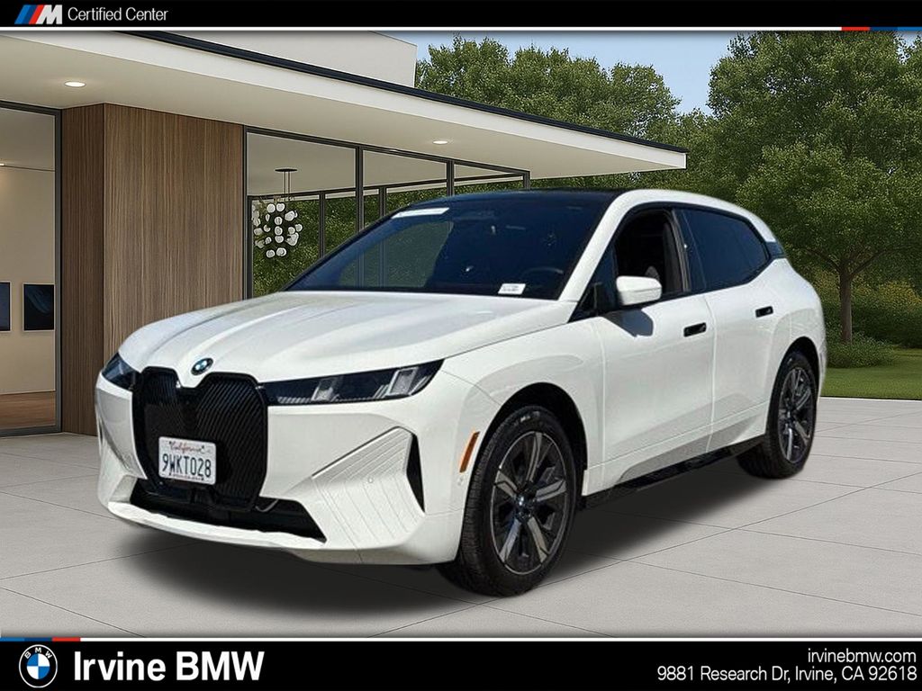 2026 BMW iX xDrive60