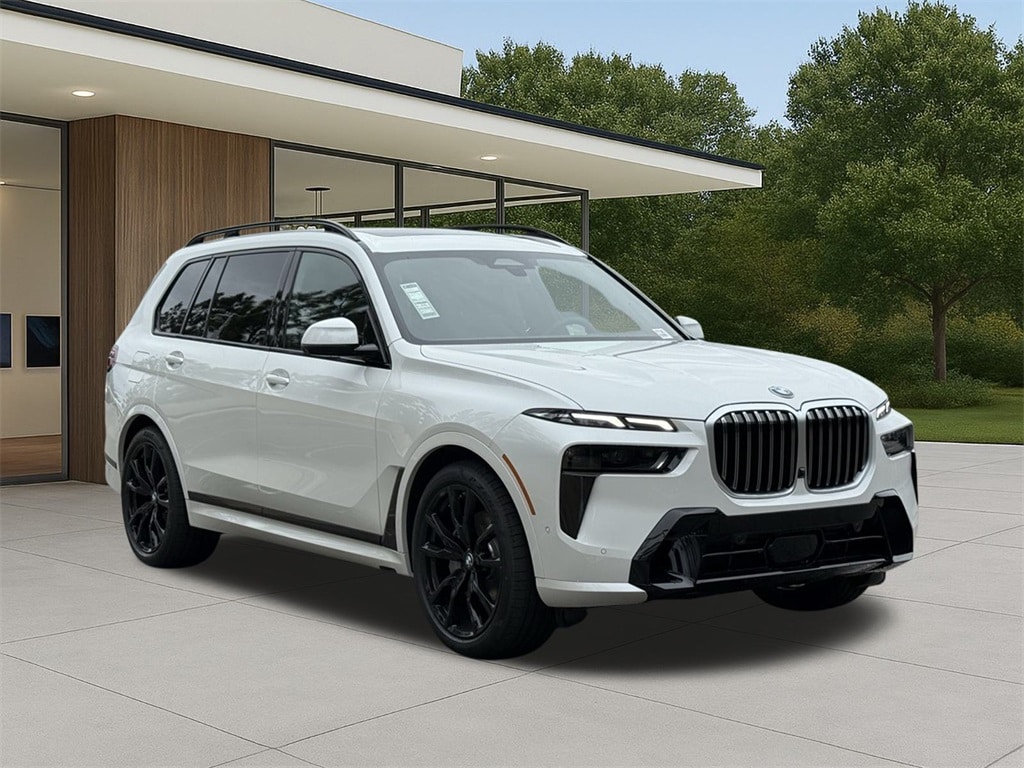 New 2026 BMW X7 xDrive40i SUV