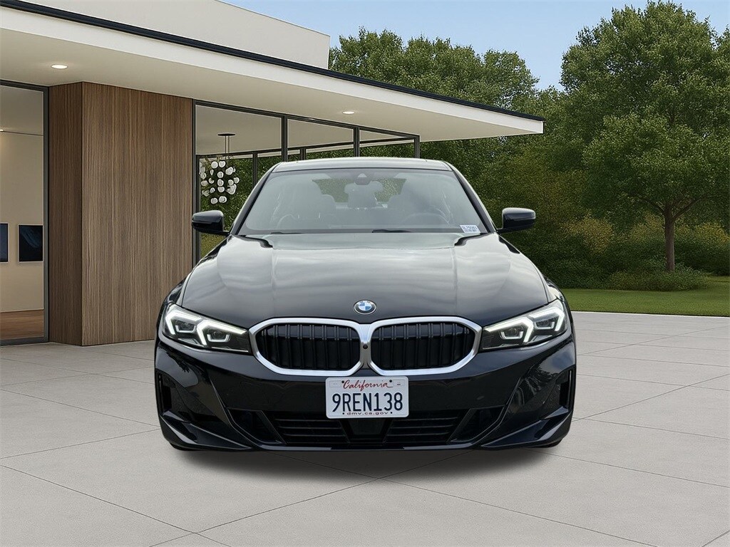 2025 Bmw 330i Sedan photo 3