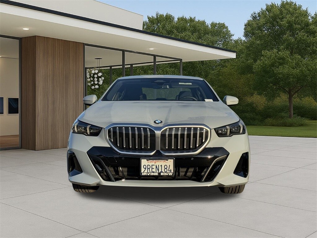 2025 Bmw 530i 5-Series photo 2