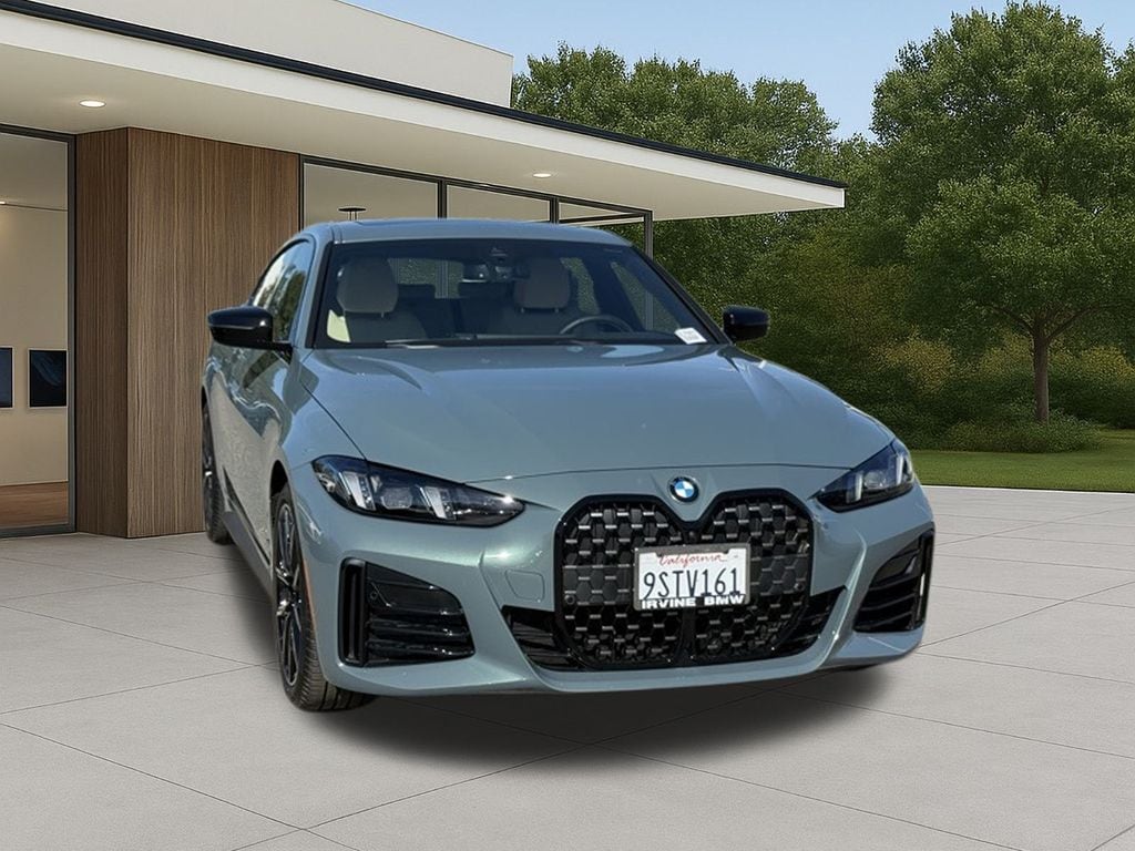 2025 BMW 430i photo 4