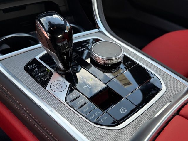 2026 BMW 8 Series 840i - Photo 23