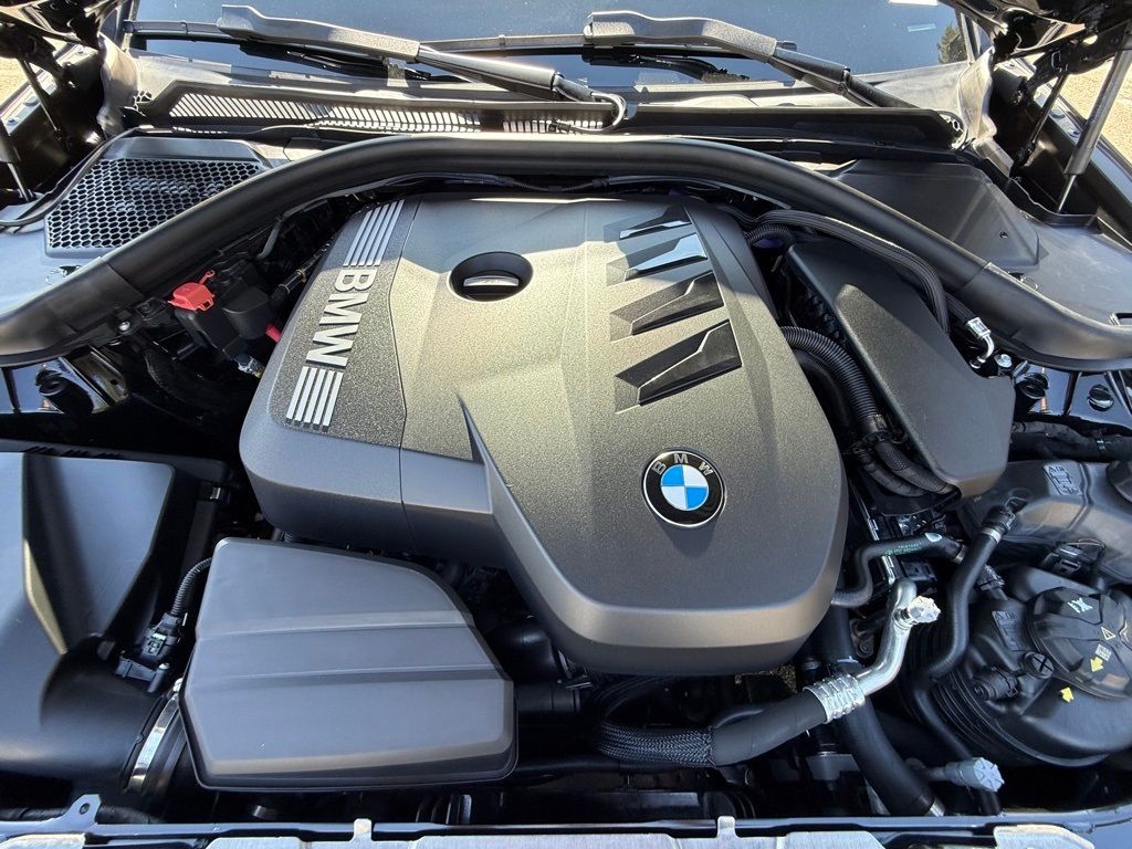 2025 BMW 3 Series 330i - Photo 31