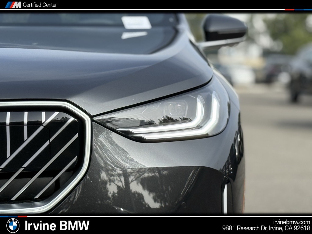 2026 BMW X3 30's photo