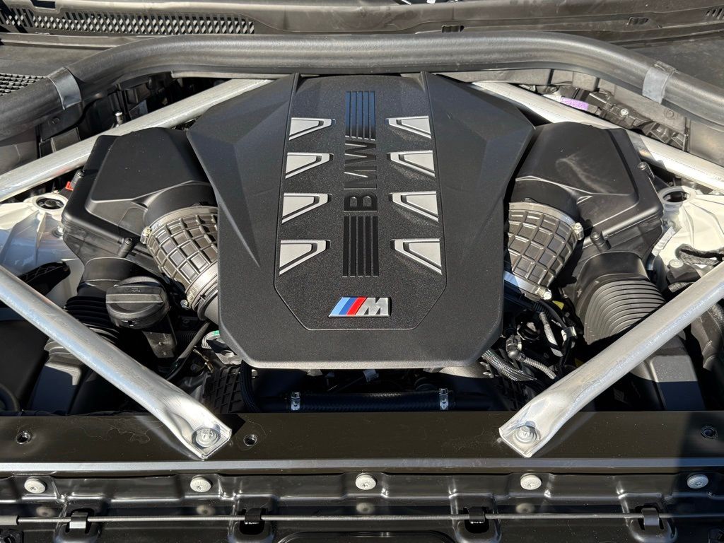 2025 BMW X5 M60i - Photo 34