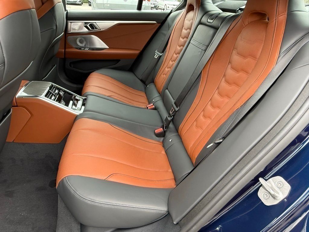 2026 BMW 8 Series 840i - Photo 31