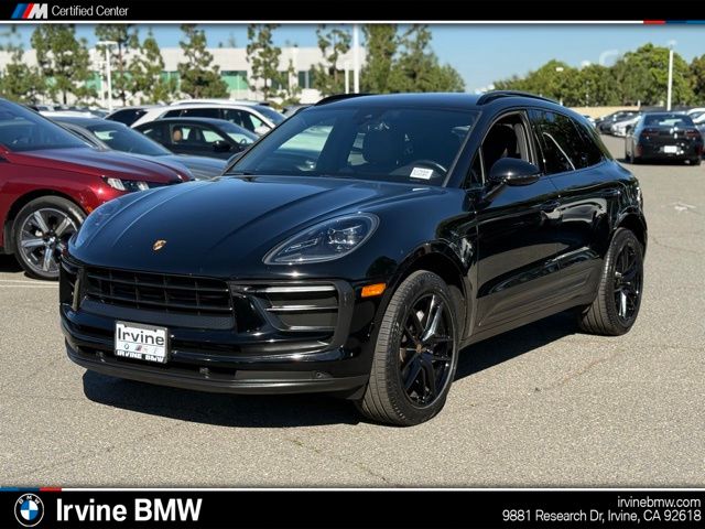 2022 Porsche Macan Base