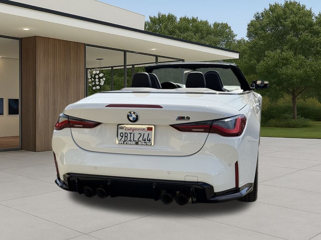 2022 BMW M4 Competition xDrive photo 3