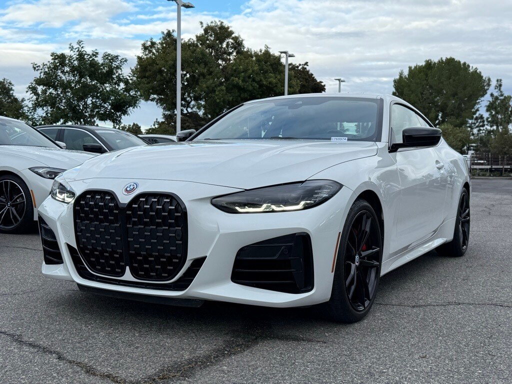 2023 Bmw M440i photo 2