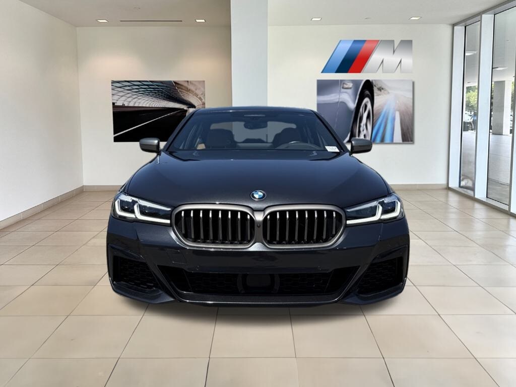2023 Bmw M550i xDrive Sedan photo 3