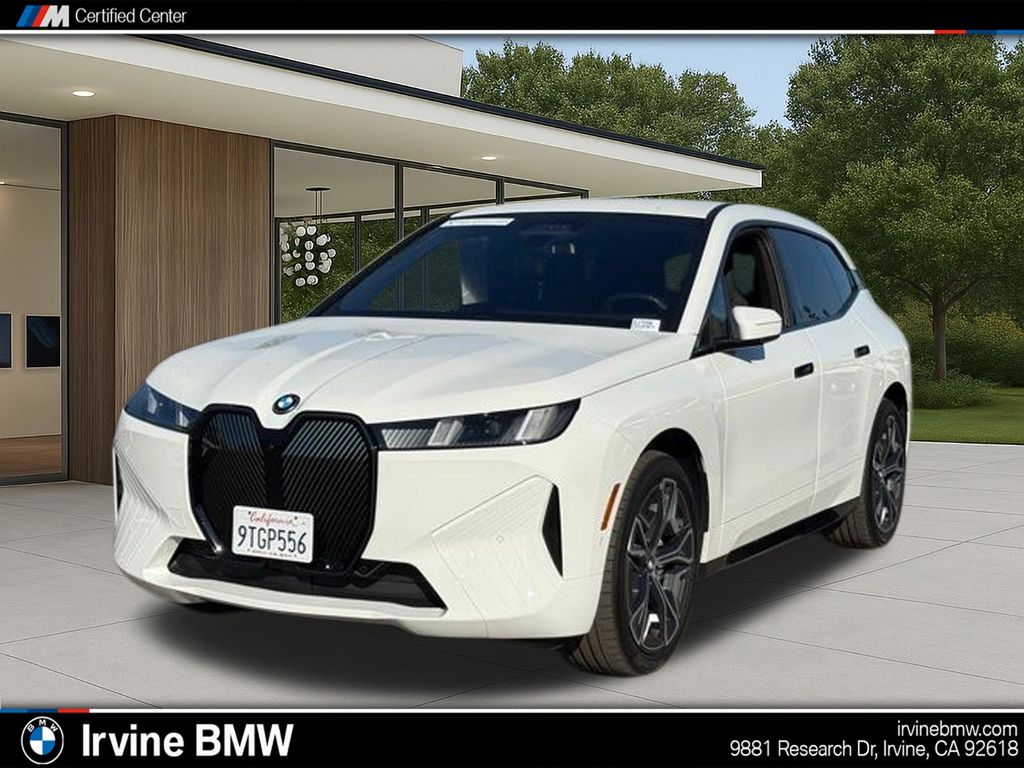 2026 BMW iX xDrive45's photo