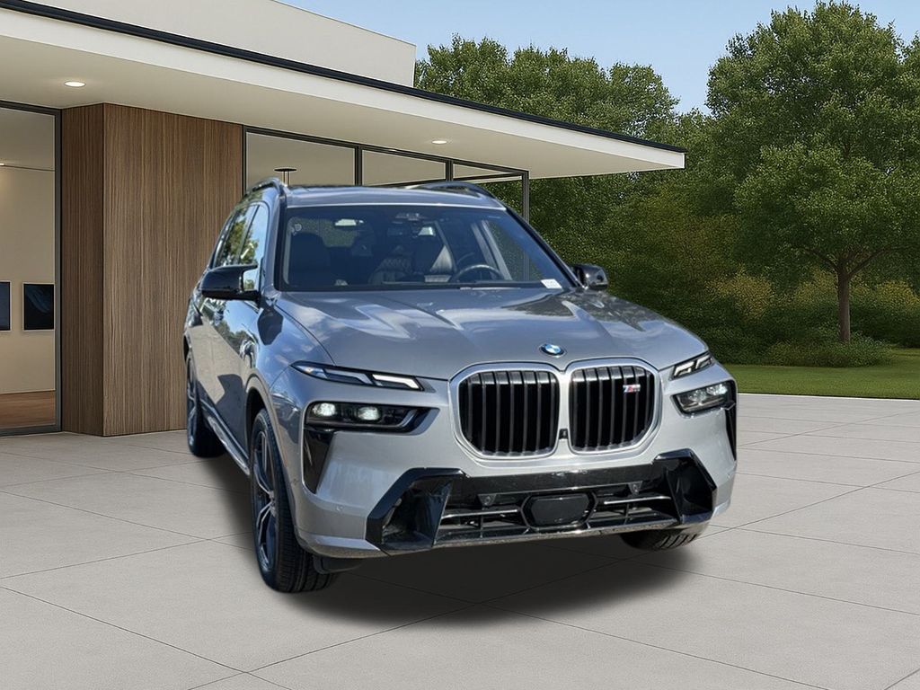 2024 BMW X7 M60i photo 4