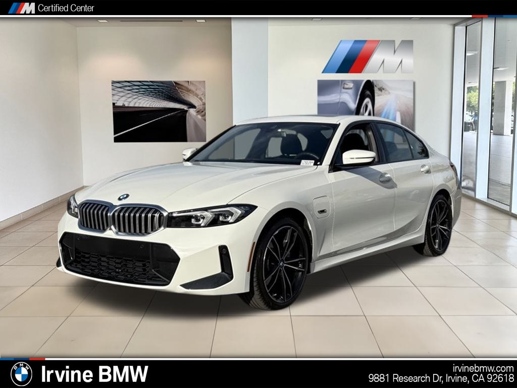 2023 BMW 330e Sedan 