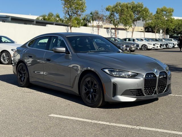 2023 BMW i4 eDrive35 photo 5