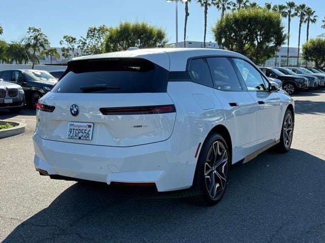 2026 BMW iX xDrive45 photo 6