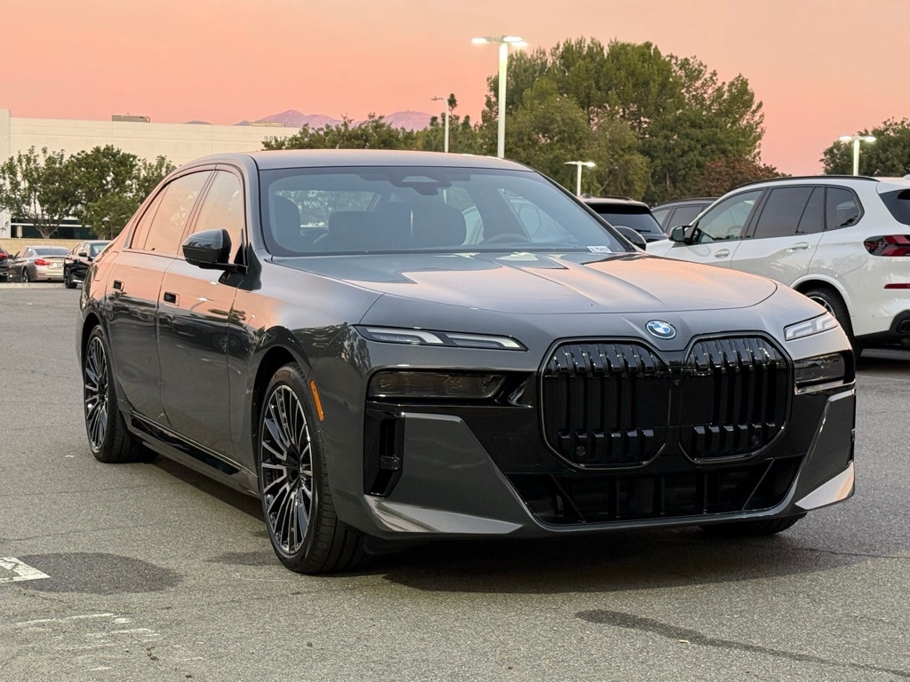 Used 2025 BMW i7 eDrive50 Sedan