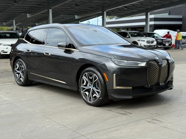 2023 BMW iX xDrive50 photo 5
