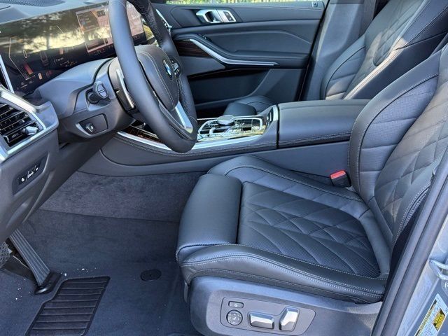 2026 BMW X5 40i - Photo 16