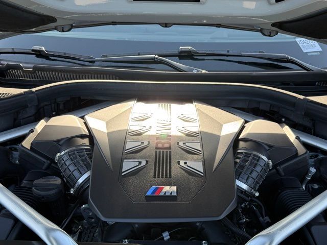 2025 BMW X7 M60i - Photo 36