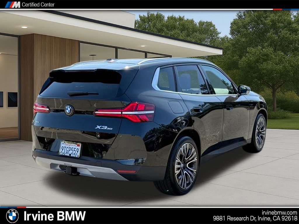 2025 BMW X3 30 xDrive photo 3