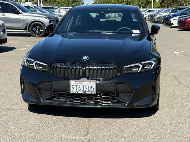 2025 BMW 330i photo 2