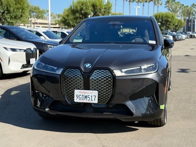 2023 BMW iX xDrive50 photo 2