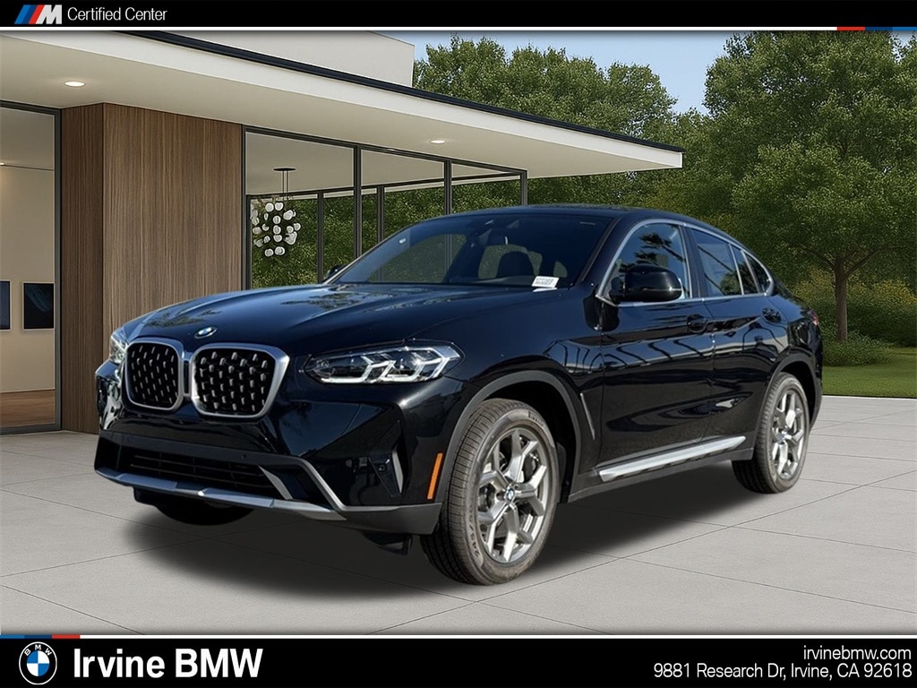 2025 BMW X4 30i's photo