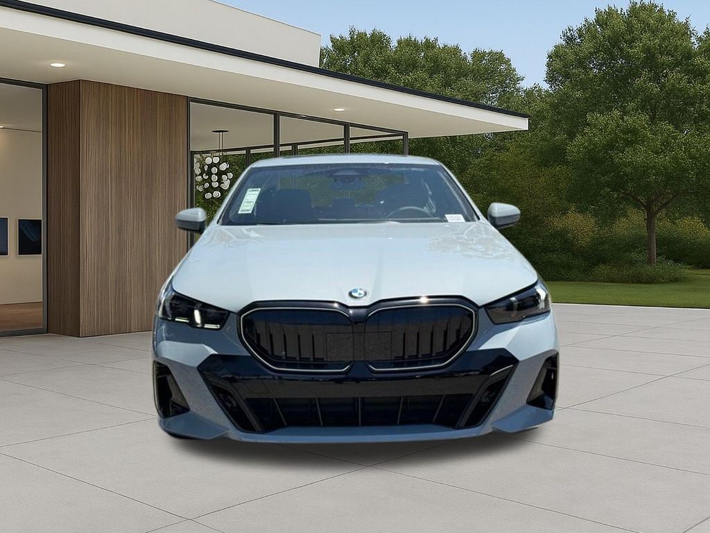 New 2026 BMW 540i xDrive Sedan