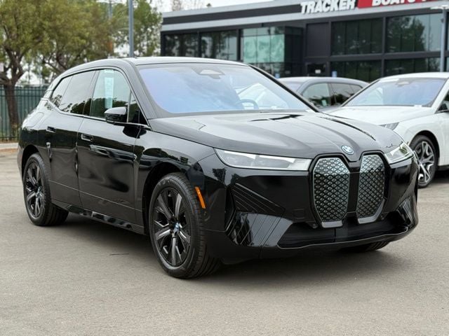 2023 BMW iX xDrive50 photo 5