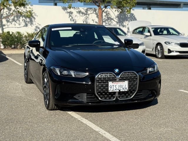 2026 BMW 430i photo 4