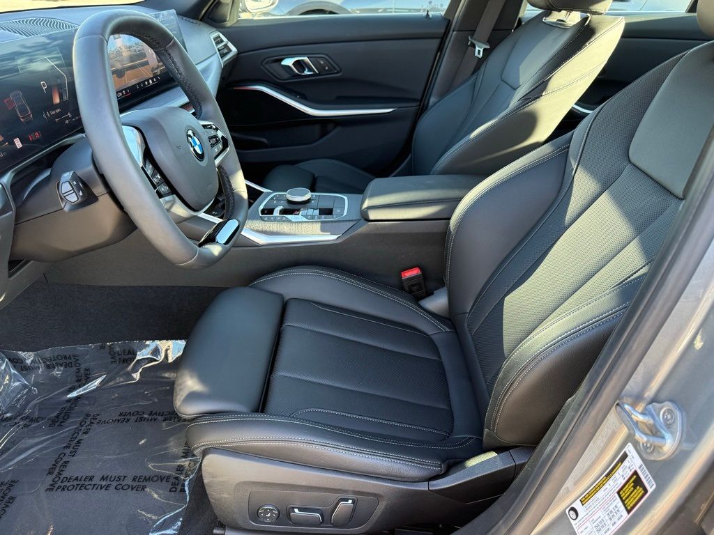 2025 BMW 3 Series 330i - Photo 19