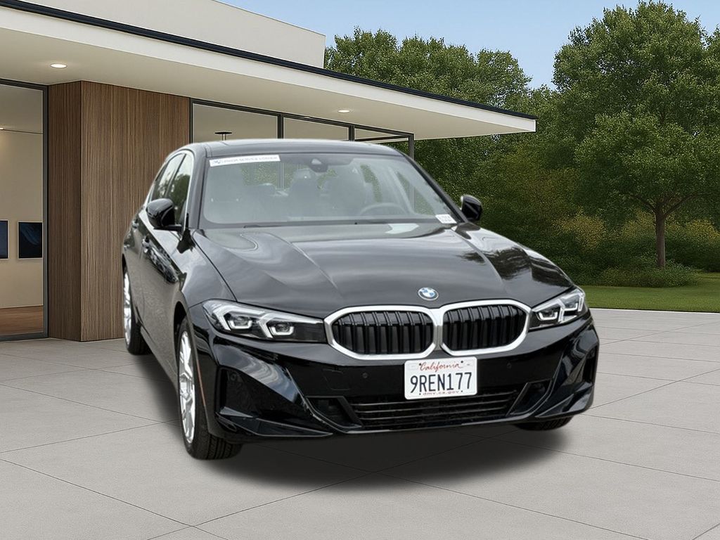 2025 BMW 330i photo 4