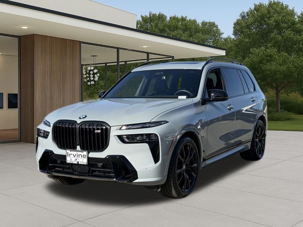 2025 BMW X7 M60i photo 2