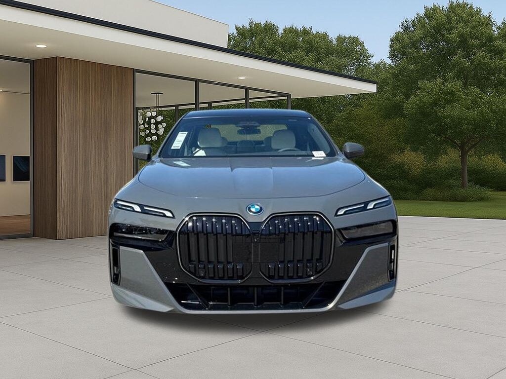 New 2026 BMW 750e xDrive Sedan