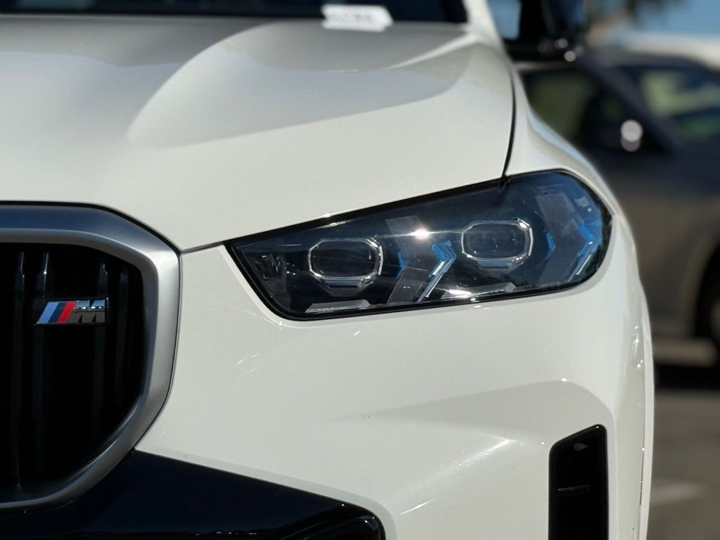 2025 BMW X5 M60i - Photo 13