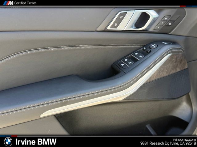 2025 BMW X5 40i - Photo 18