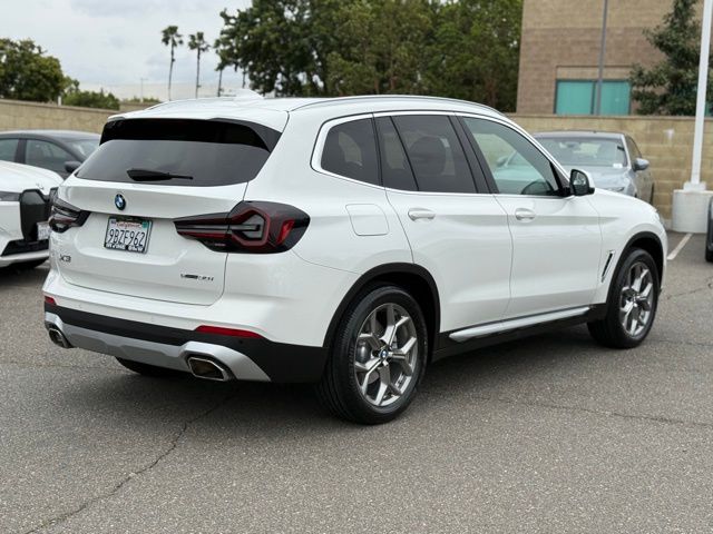 2023 BMW X3 sDrive30i photo 3