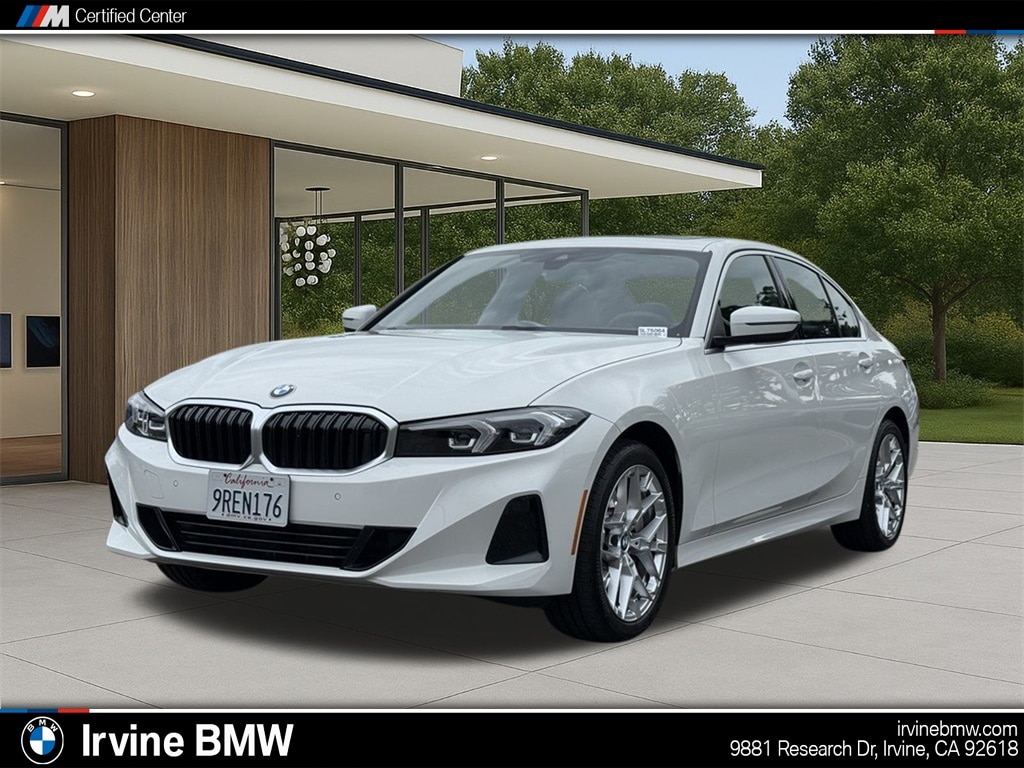 2025 BMW 3 Series 330i's photo