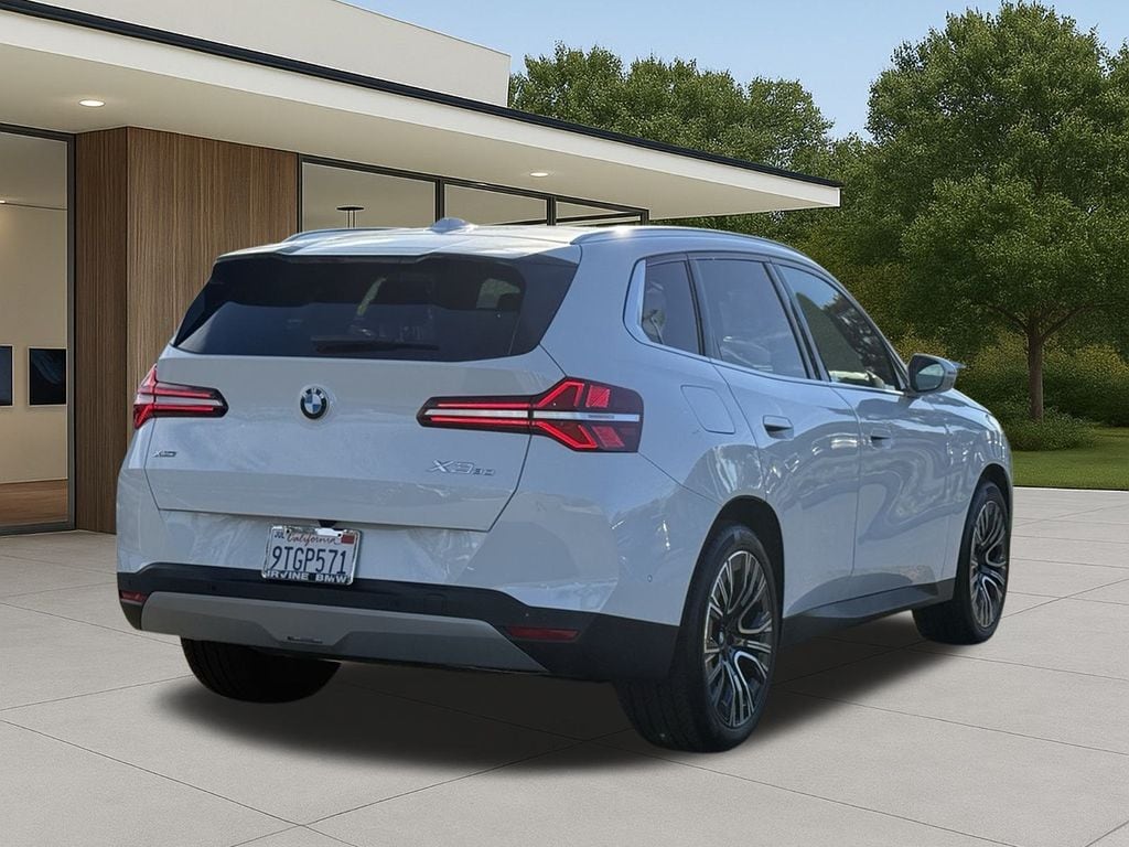 2025 BMW X3 30 xDrive photo 3